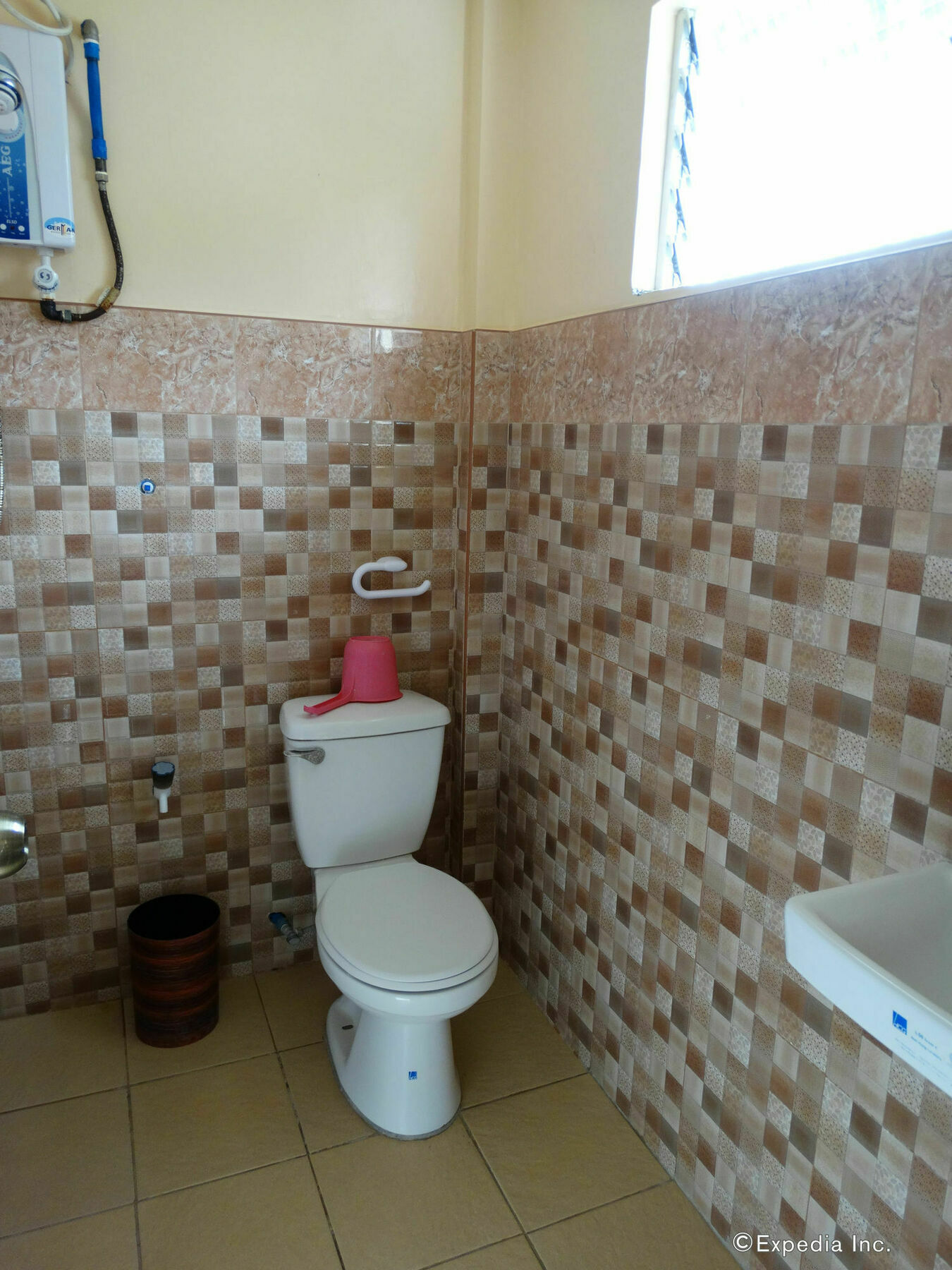Tawala  Alona Grove Tourist Inn מראה חיצוני תמונה