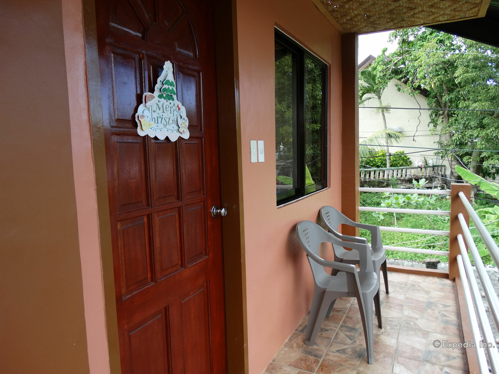 Tawala  Alona Grove Tourist Inn מראה חיצוני תמונה