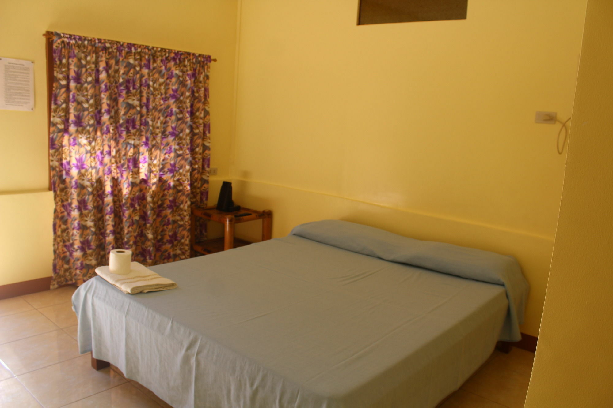 Tawala  Alona Grove Tourist Inn מראה חיצוני תמונה