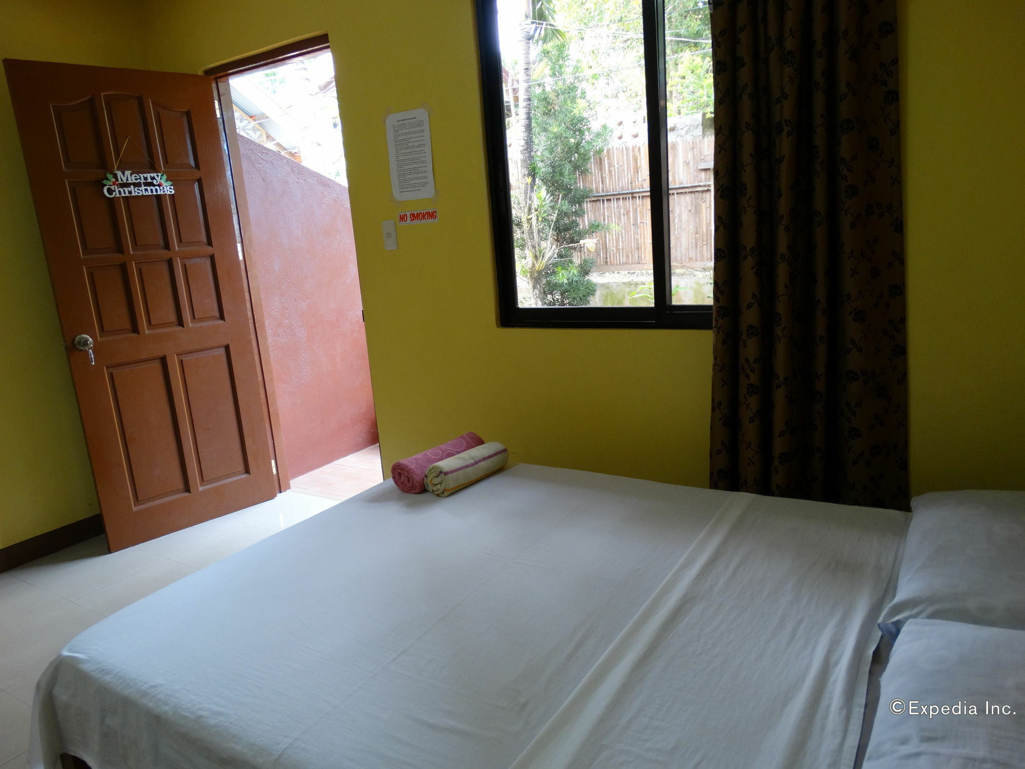 Tawala  Alona Grove Tourist Inn מראה חיצוני תמונה